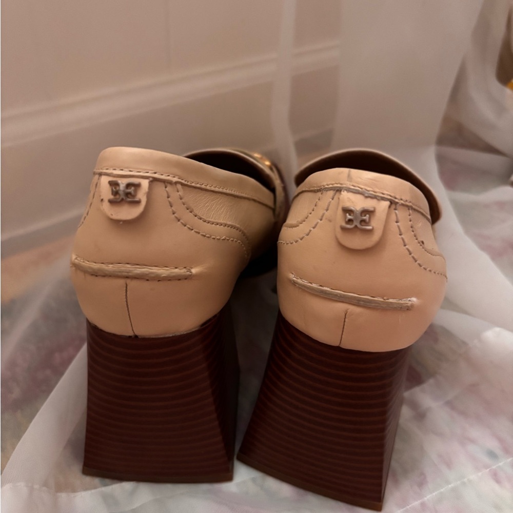 Cream Block-Heel Loafer with Gold Chain Accent - Picture 9 of 9